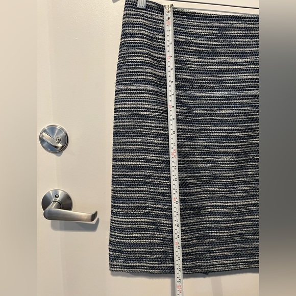 Lord and Taylor skirt - Picture 5 of 7